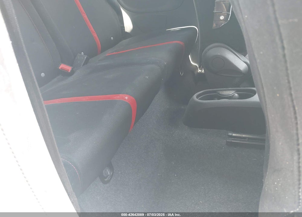 2013 FIAT 500 VIN: 3C3CFFFH5DT733881