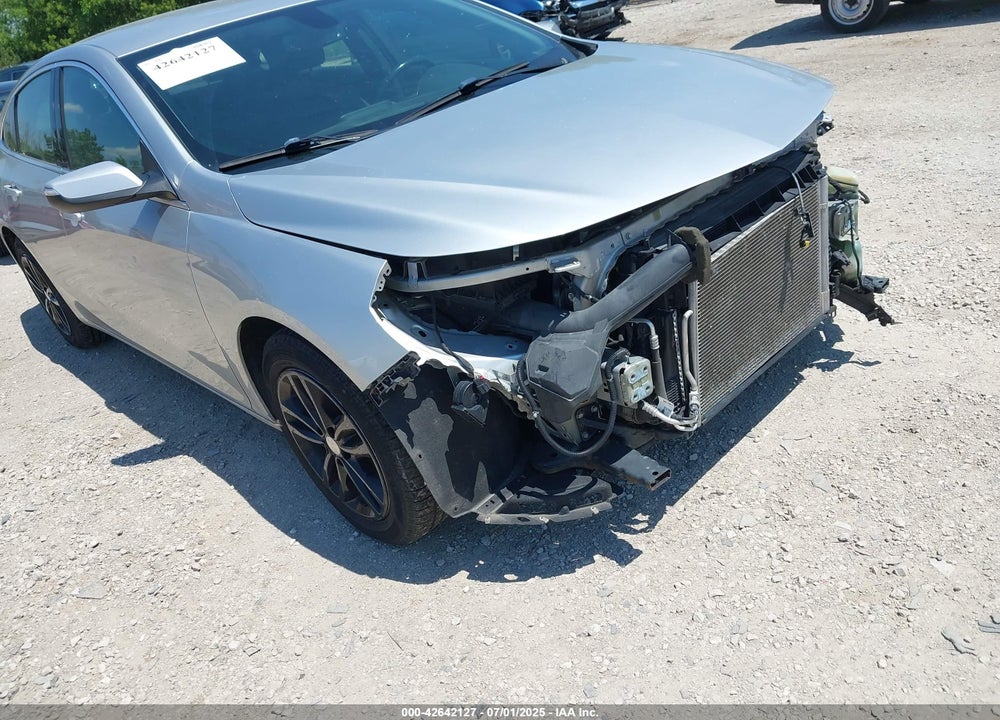 2018 CHEVROLET MALIBU VIN: 1G1ZD5ST1JF172190