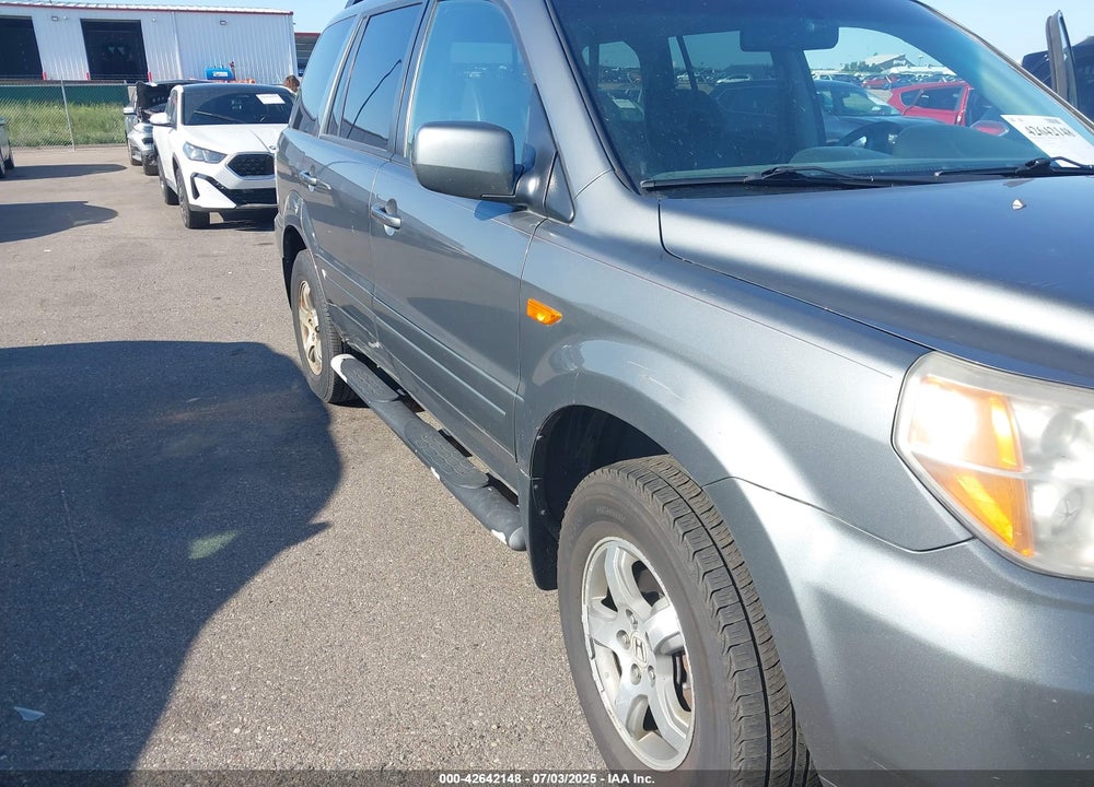 2008 HONDA PILOT VIN: 5FNYF18568B009189