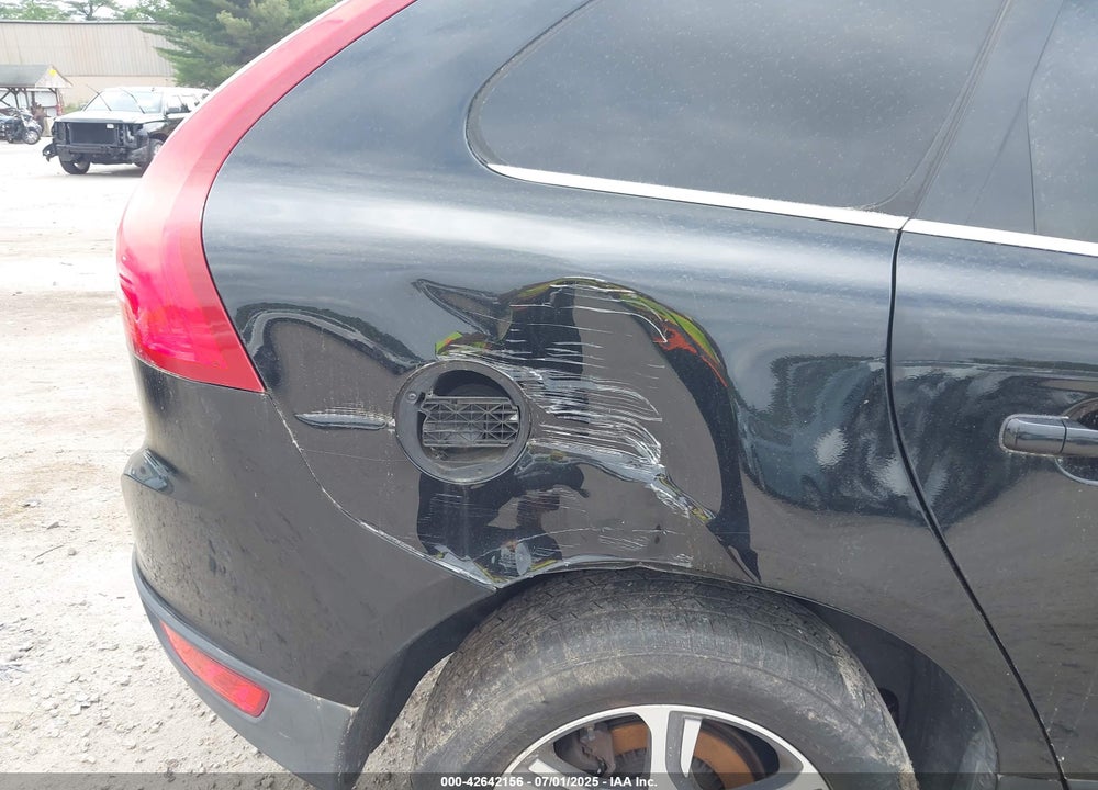 2011 VOLVO XC60 T6/T6 R-DESIGN VIN: YV4902DZ9B2181387