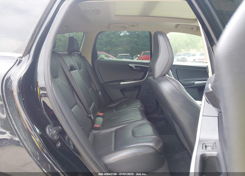 2011 VOLVO XC60 T6/T6 R-DESIGN VIN: YV4902DZ9B2181387