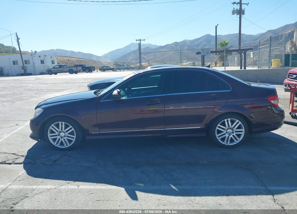 2008 MERCEDES-BENZ C 300 VIN: WDDGF54X18F047859