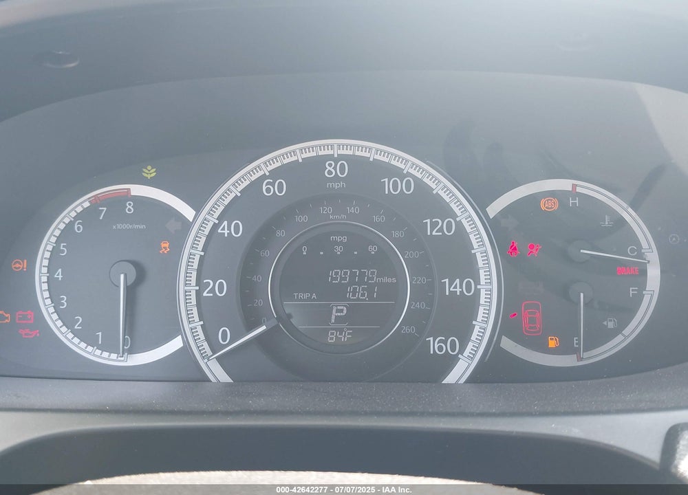 2014 HONDA ACCORD VIN: 1HGCR2F34EA014132