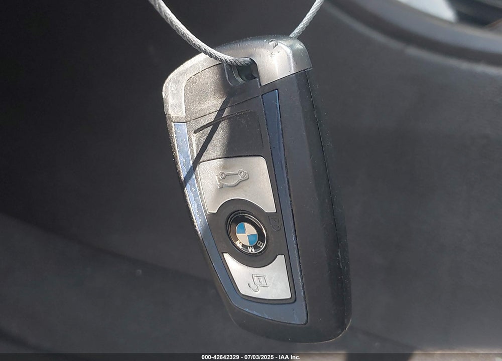 2017 BMW X1 VIN: WBXHT3Z3XH4A65599