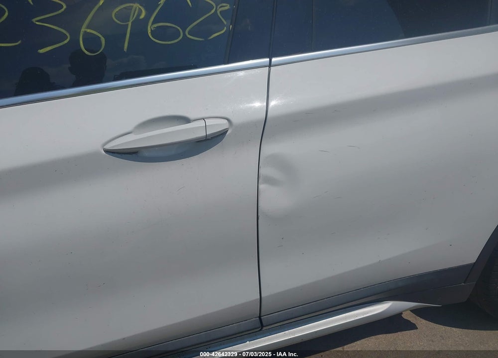 2017 BMW X1 VIN: WBXHT3Z3XH4A65599