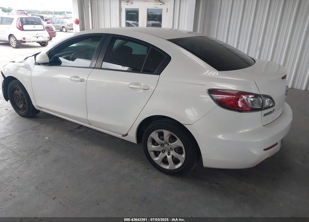 2013 MAZDA 3 VIN: JM1BL1TF3D1813659