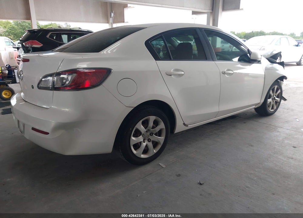 2013 MAZDA 3 VIN: JM1BL1TF3D1813659