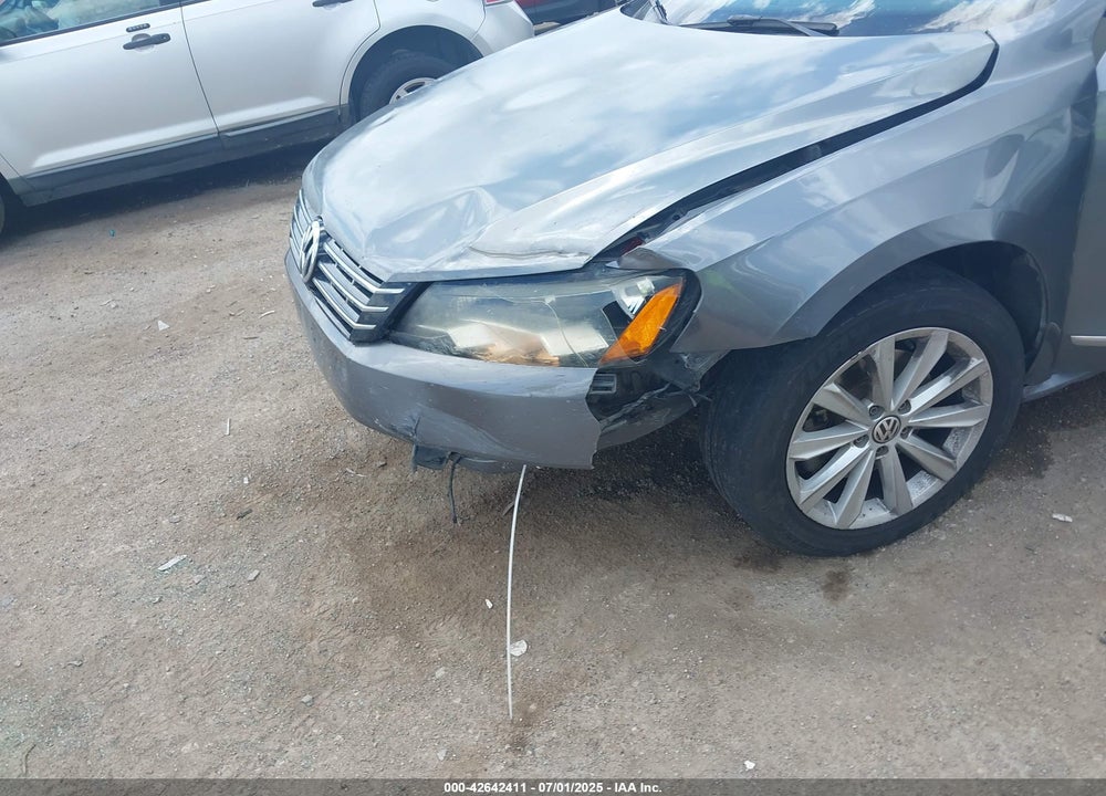 2012 VOLKSWAGEN PASSAT VIN: 1VWCP7A35CC055411