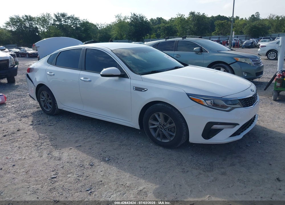 2020 KIA OPTIMA LX VIN: 5XXGT4L30LG390927