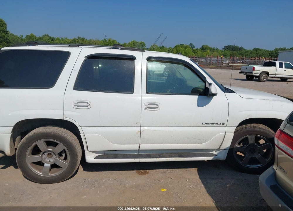 2003 GMC YUKON DENALI VIN: 1GKEK63U93J135613