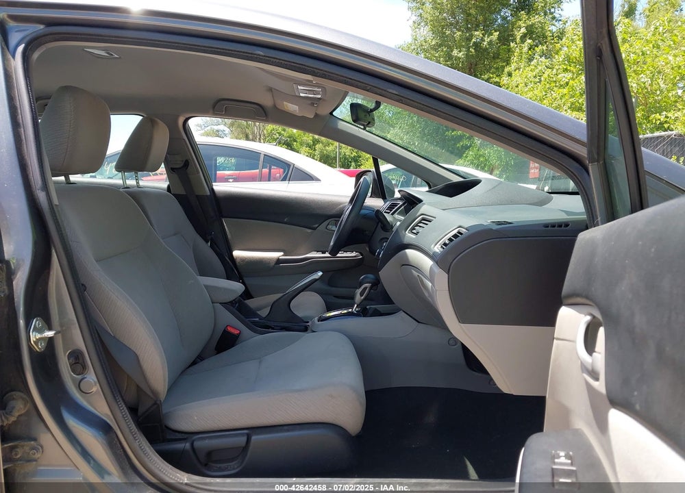 2013 HONDA CIVIC LX VIN: 19XFB2F53DE068275