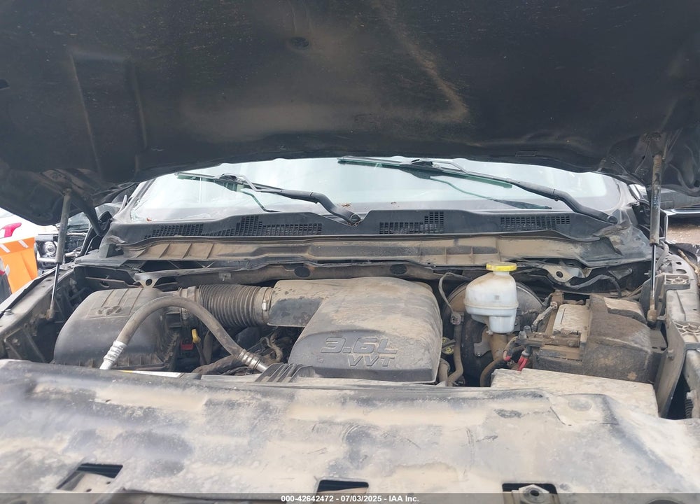 2021 RAM 1500 VIN: 1C6RR6FG4MS524838