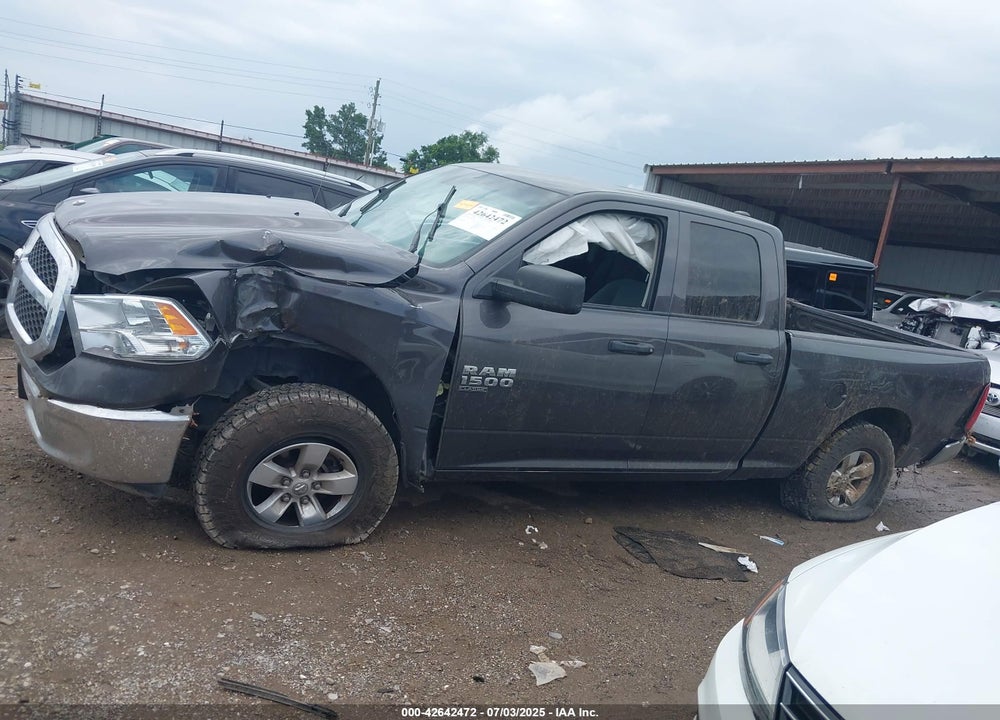 2021 RAM 1500 VIN: 1C6RR6FG4MS524838