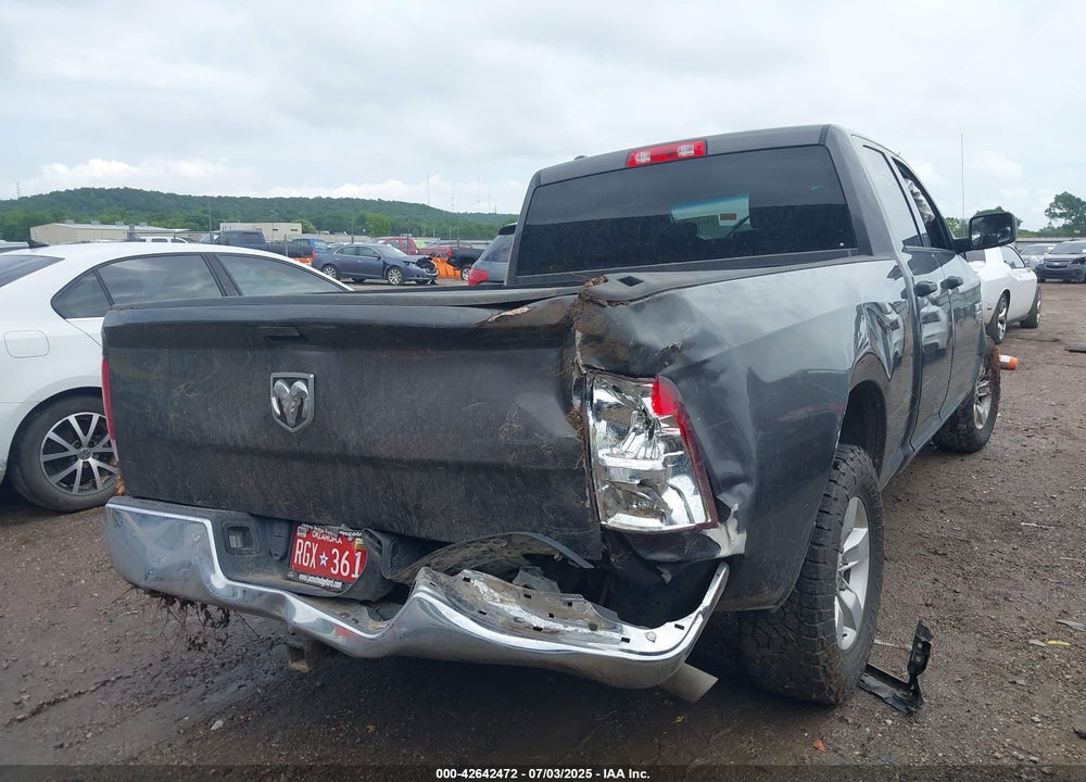 2021 RAM 1500 VIN: 1C6RR6FG4MS524838