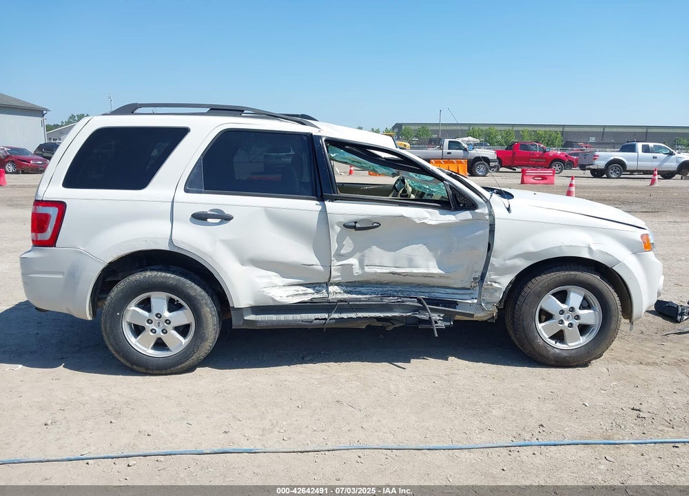 2012 FORD ESCAPE VIN: 1FMCU0D70CKB19194