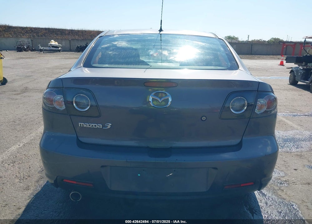 2008 MAZDA 3 VIN: JM1BK32G281116353