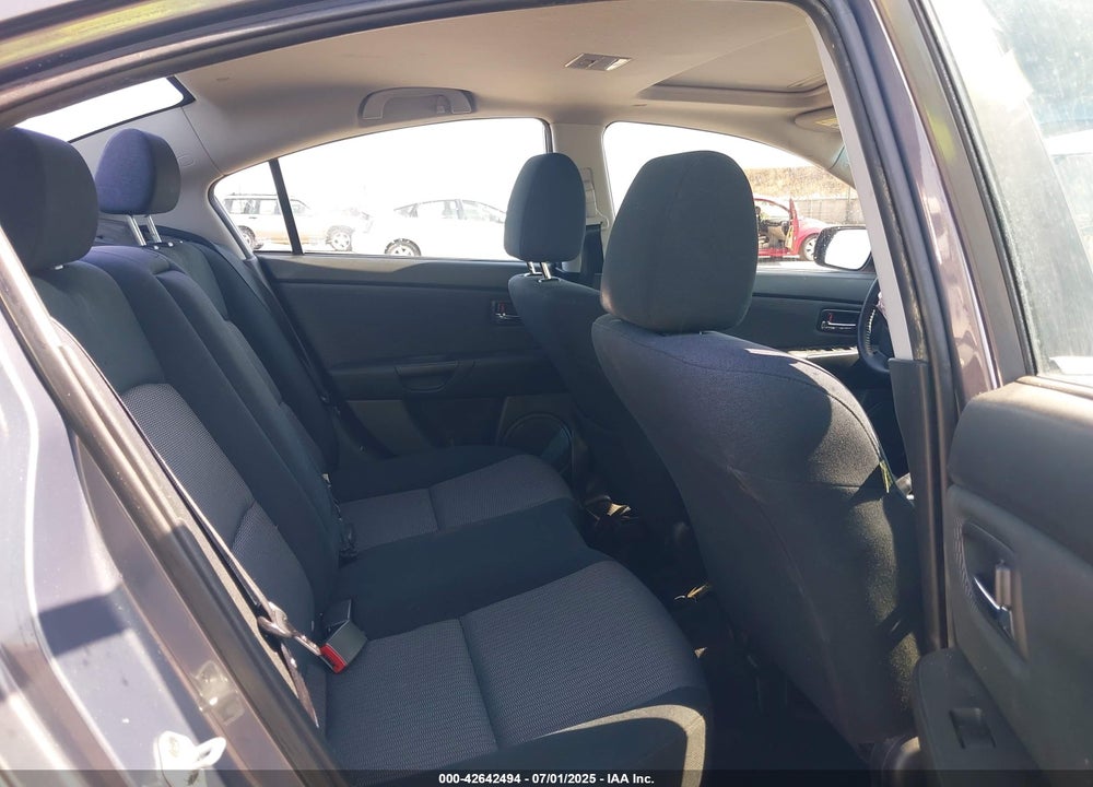 2008 MAZDA 3 VIN: JM1BK32G281116353