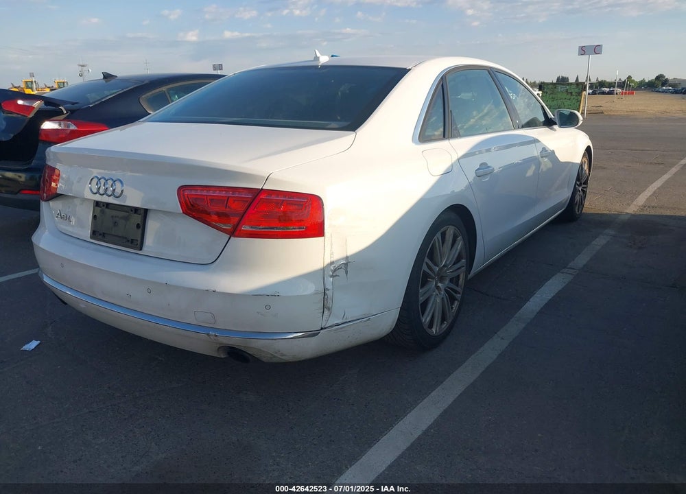 2013 AUDI A8 L VIN: WAURGAFD5DN009804