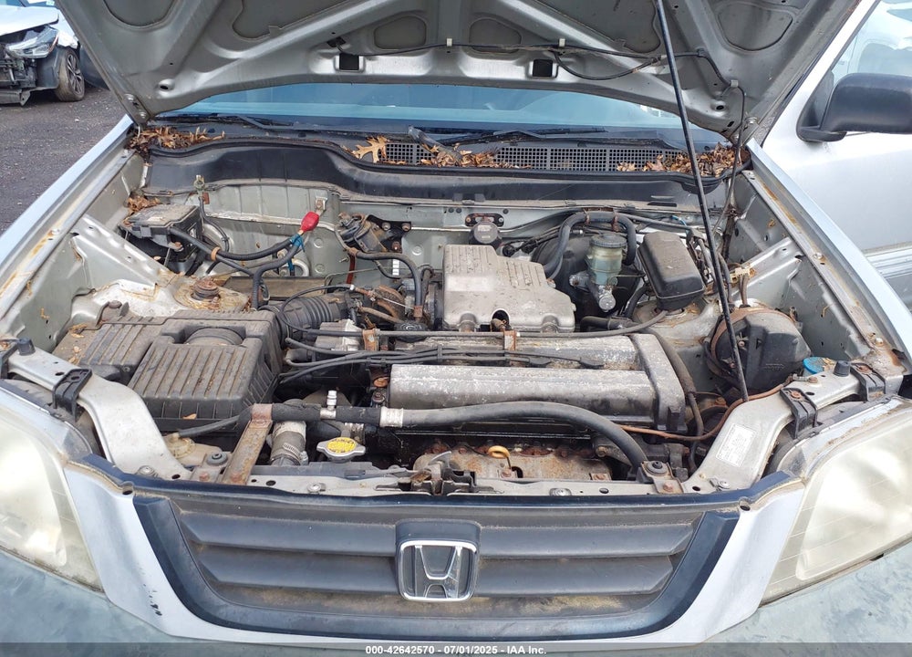 1999 HONDA CR-V LX VIN: JHLRD1841XC024361