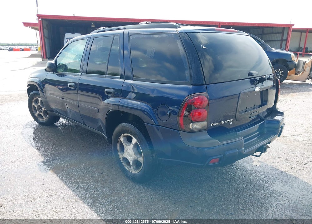 2007 CHEVROLET TRAILBLAZER LS VIN: 1GNDS13S572177311
