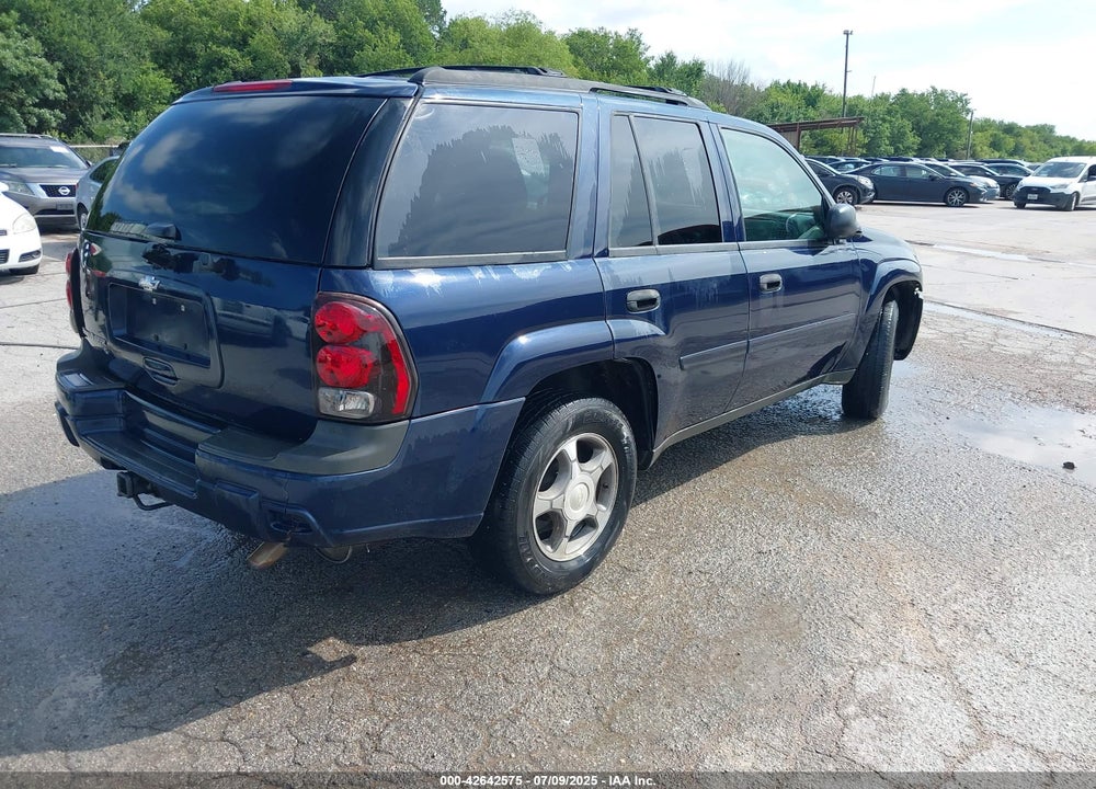 2007 CHEVROLET TRAILBLAZER LS VIN: 1GNDS13S572177311