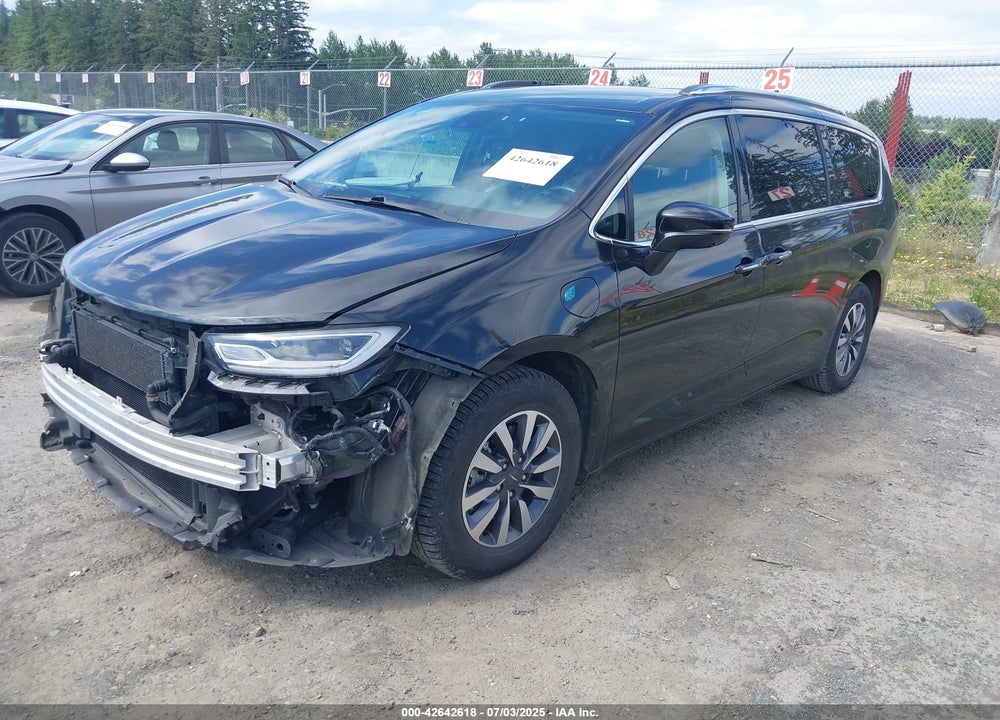 2021 CHRYSLER PACIFICA HYBRID TOURING L VIN: 2C4RC1L75MR581309