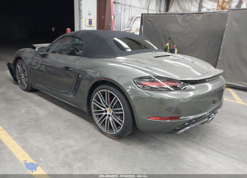 2025 PORSCHE 718 BOXSTER VIN: WP0CB2A85SK226372
