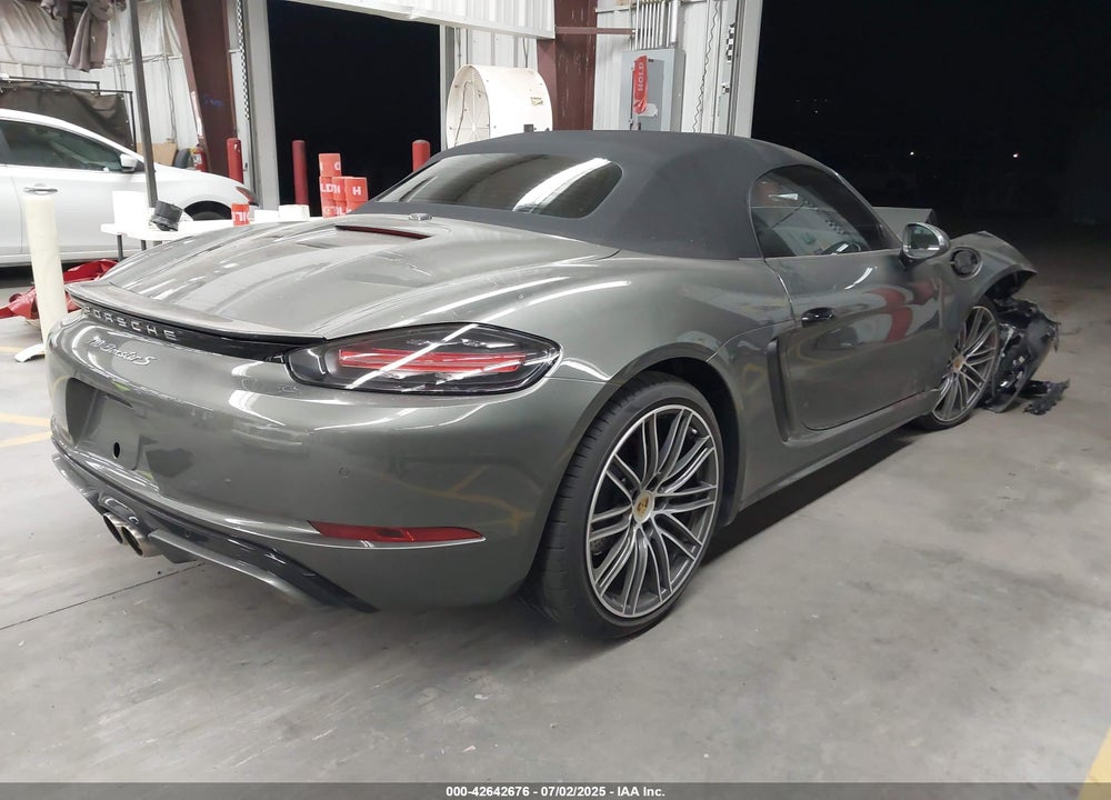 2025 PORSCHE 718 BOXSTER VIN: WP0CB2A85SK226372