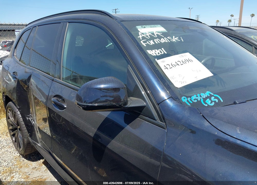 2025 BMW X5 VIN: 5UX13EU00S9Y00376