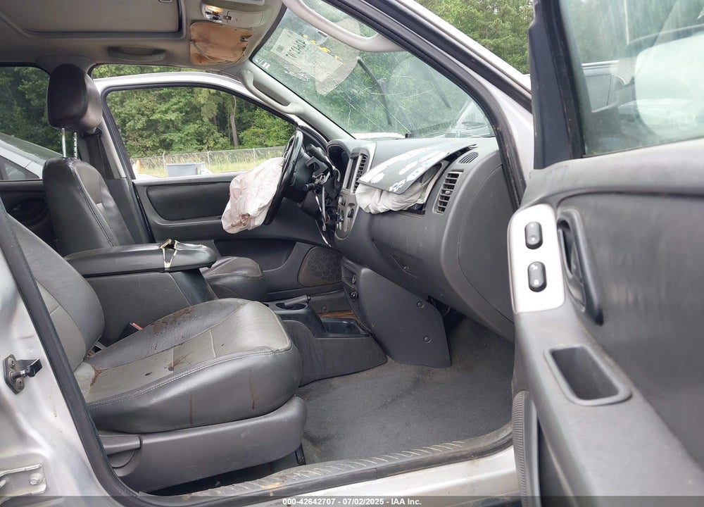 2003 FORD ESCAPE XLT VIN: 1FMYU03193KC86172