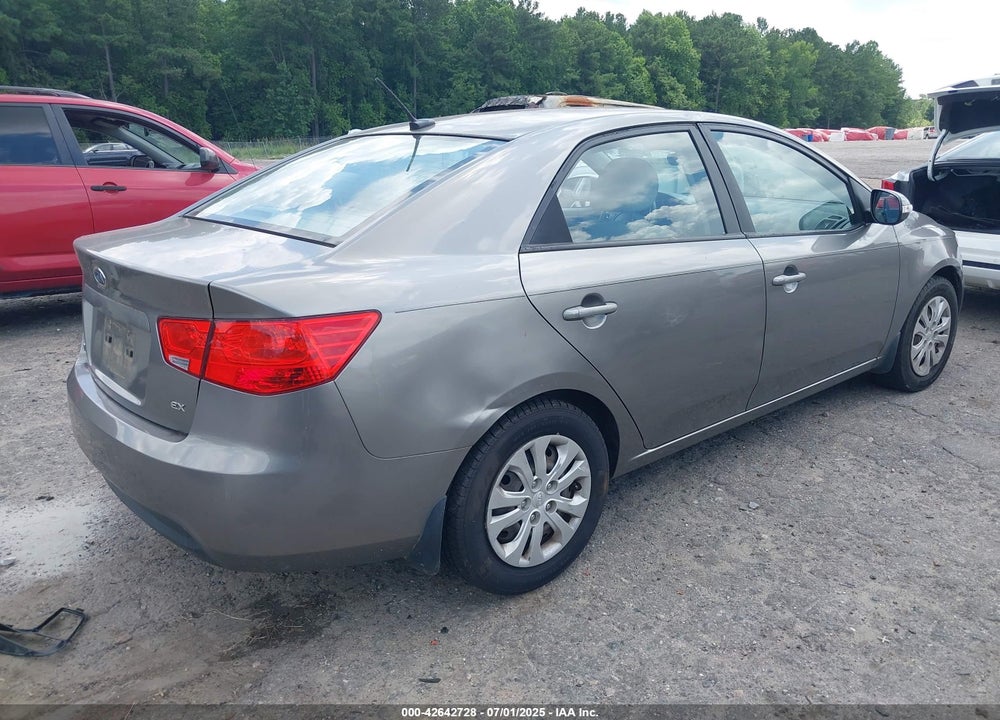 2010 KIA FORTE VIN: KNAFU4A25A5303282