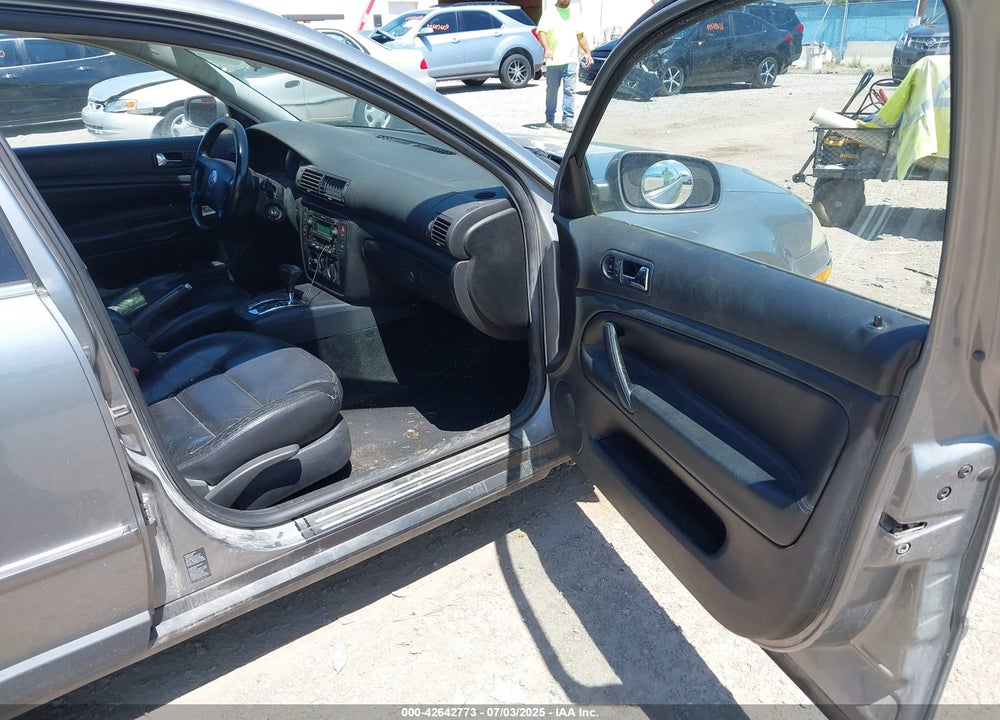 2004 VOLKSWAGEN PASSAT GLS VIN: WVWVD63B74E024668