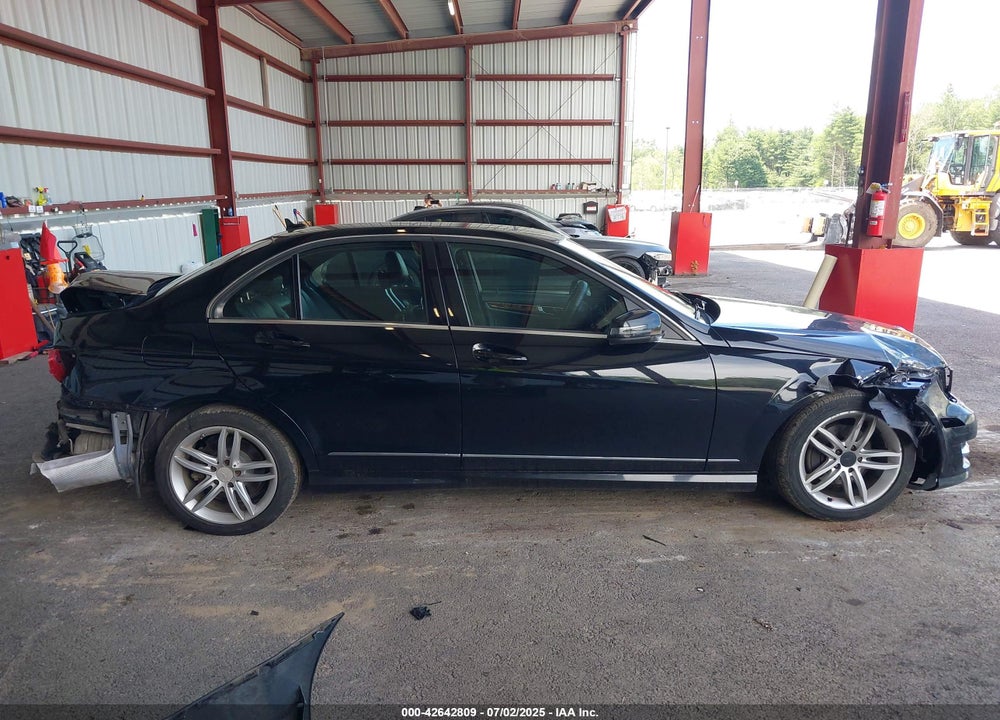 2012 MERCEDES-BENZ C 300 VIN: WDDGF8BB1CA625800