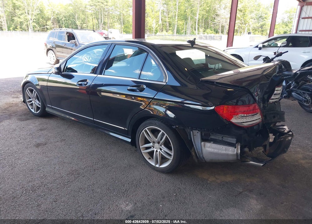 2012 MERCEDES-BENZ C 300 VIN: WDDGF8BB1CA625800