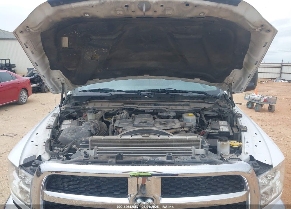 2015 RAM 3500 TRADESMAN VIN: 3C63RPAL8FG661310