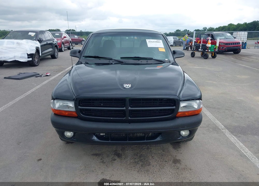 2000 DODGE DAKOTA SLT/SPORT VIN: 1B7GG22N8YS583903