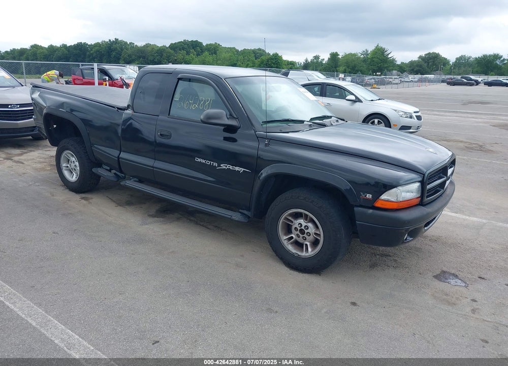 2000 DODGE DAKOTA SLT/SPORT VIN: 1B7GG22N8YS583903