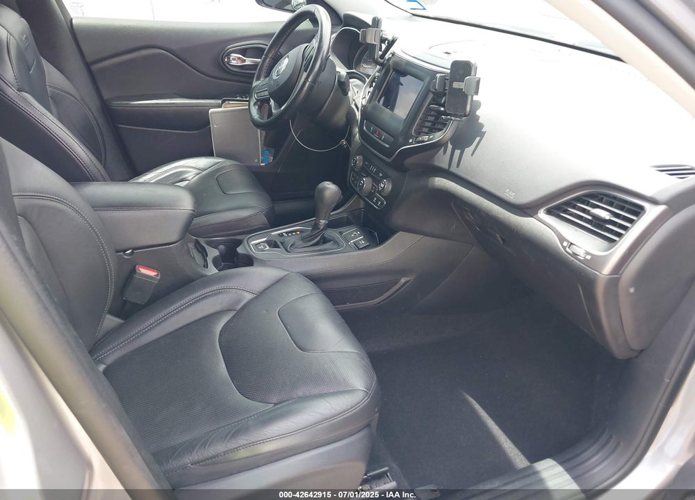 2020 JEEP CHEROKEE VIN: 1C4PJLLX1LD634257