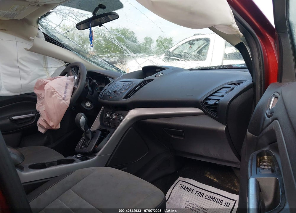 2016 FORD ESCAPE VIN: 1FMCU0GX1GUB14110