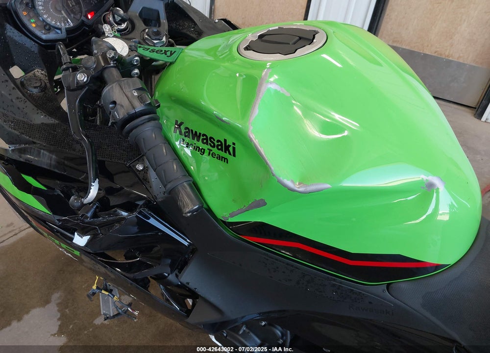 2022 KAWASAKI EX400 VIN: JKAEXKG15NDAE4726