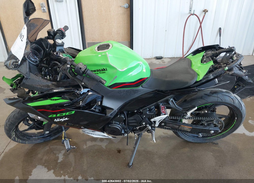 2022 KAWASAKI EX400 VIN: JKAEXKG15NDAE4726