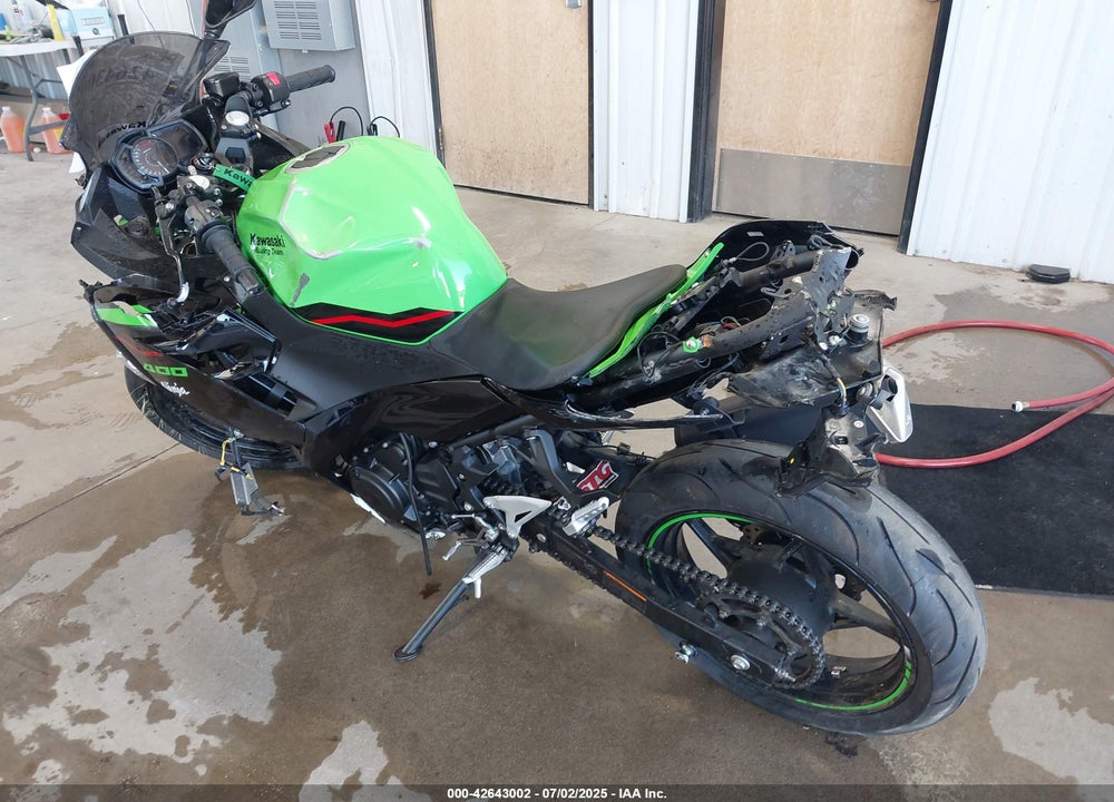 2022 KAWASAKI EX400 VIN: JKAEXKG15NDAE4726