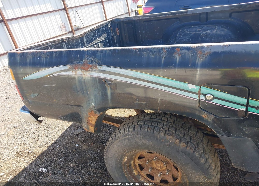 1989 TOYOTA PICKUP 1/2 TON EX LNG WHLBSE DLX VIN: JT4VN13D2K0009698