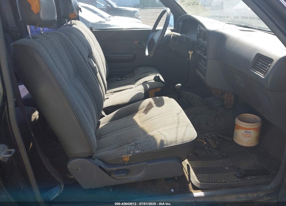 1989 TOYOTA PICKUP 1/2 TON EX LNG WHLBSE DLX VIN: JT4VN13D2K0009698