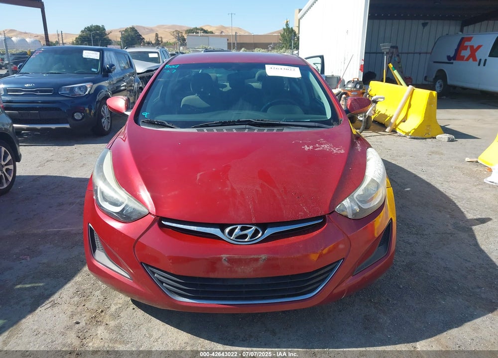 2015 HYUNDAI ELANTRA VIN: 5NPDH4AE8FH616729