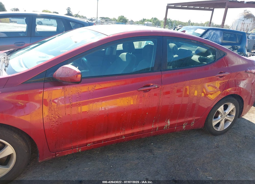 2015 HYUNDAI ELANTRA VIN: 5NPDH4AE8FH616729