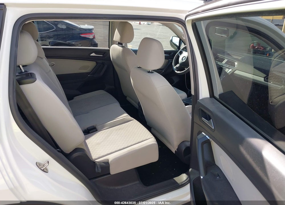 2020 VOLKSWAGEN TIGUAN VIN: 3VV1B7AXXLM036994