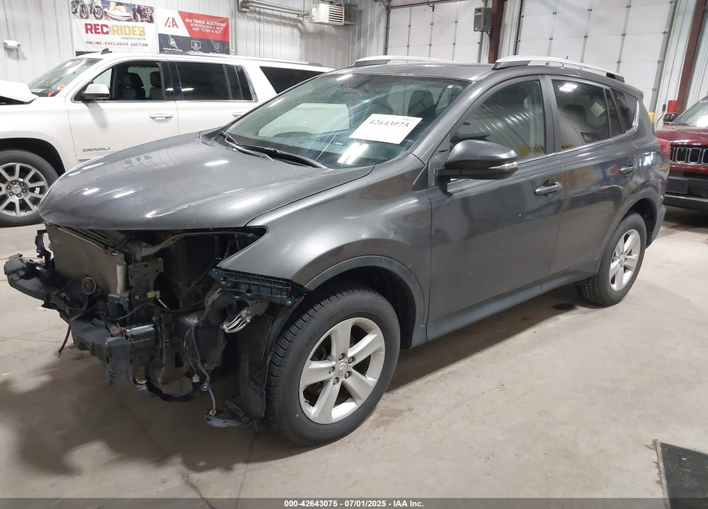 2013 TOYOTA RAV4 VIN: 2T3RFREVXDW110232