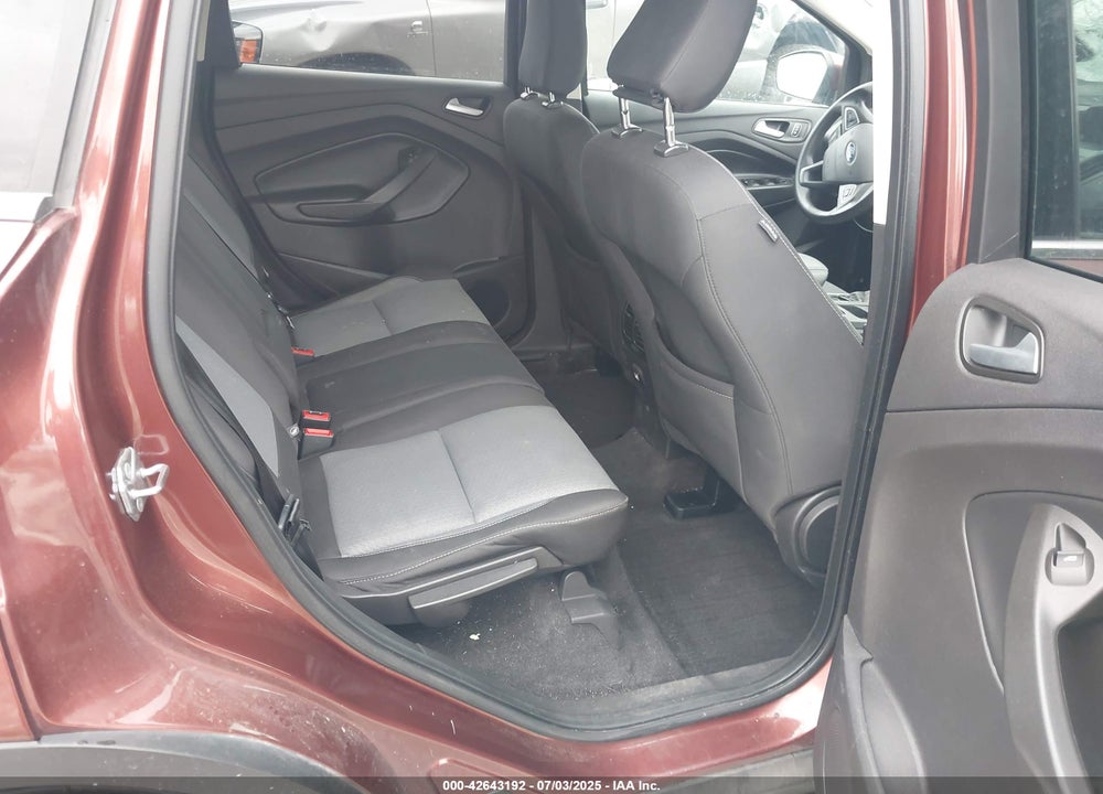 2018 FORD ESCAPE SE VIN: 1FMCU9GD7JUB84891