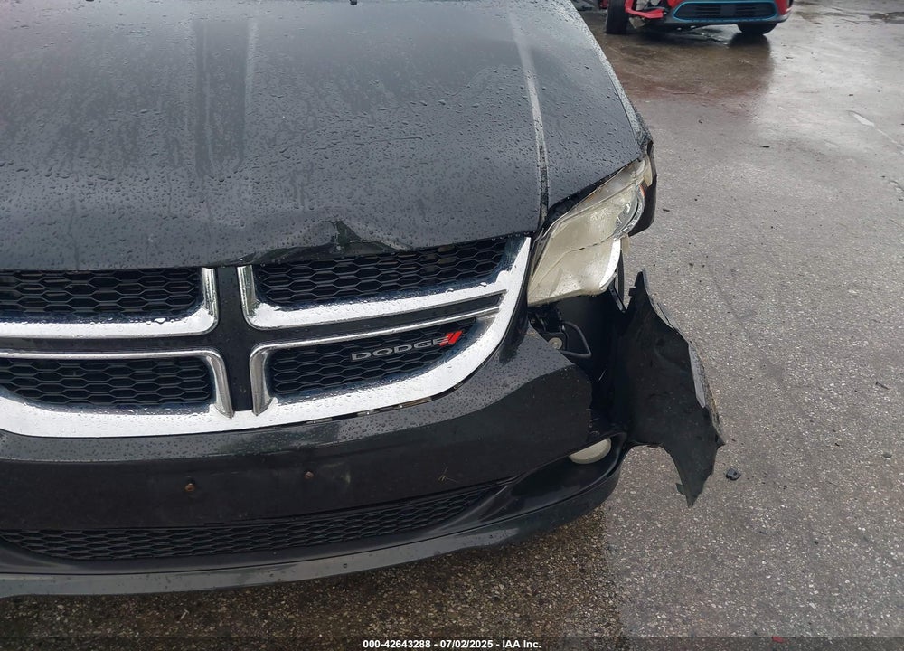 2012 DODGE GRAND CARAVAN CREW VIN: 2C4RDGDG8CR215888
